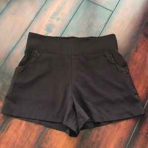 • Francesca’s Brown Shorts •